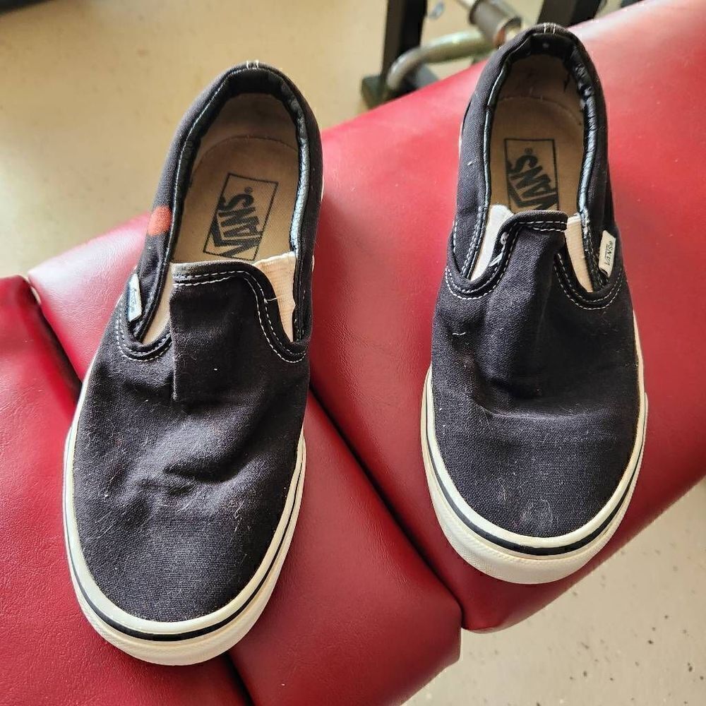 Vans unisex 6.5 black original classic Old Skool slip on black white skateboard